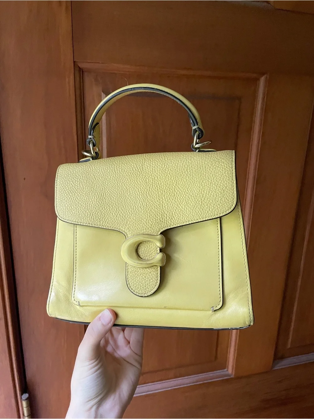 🍋Coach tabby top handle crossbody🍋 l2081 c0773